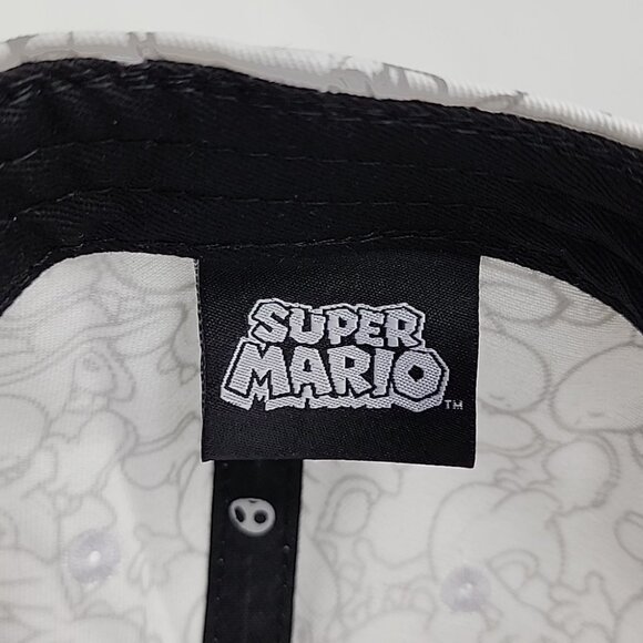 Nintendo Super Mario Yoshi Snapback Adjustable Hat Cap Green White OS Fits Most - Picture 13 of 16